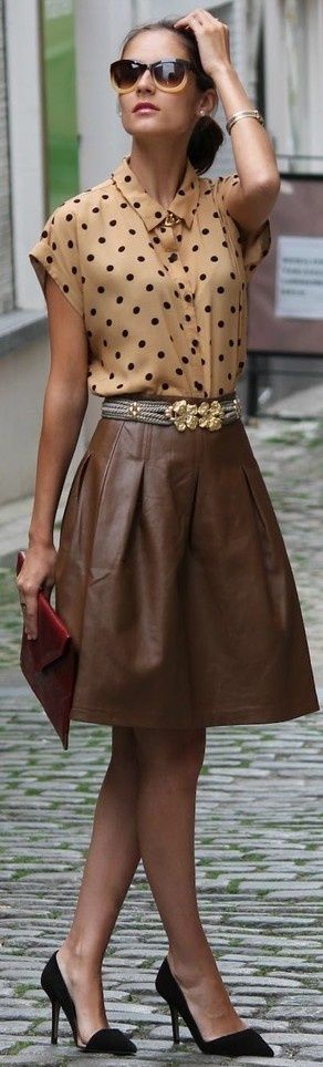 colors that go with chocolate brown skirt