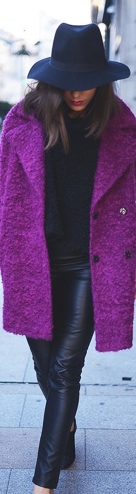 what color goes with dark purple coat
