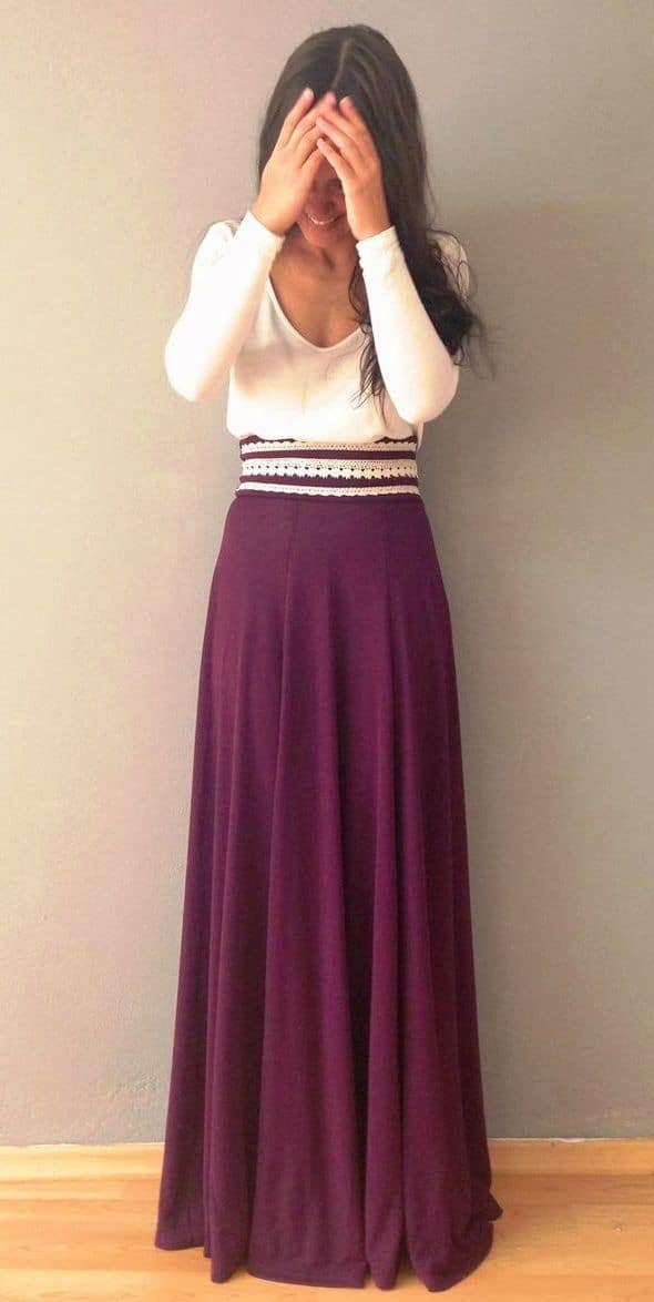 what color goes with dark purple maxi skirt
