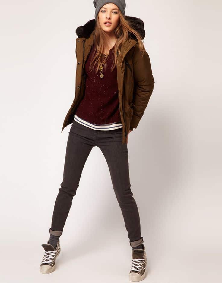 girly tomboy style: brown parka and trainers
