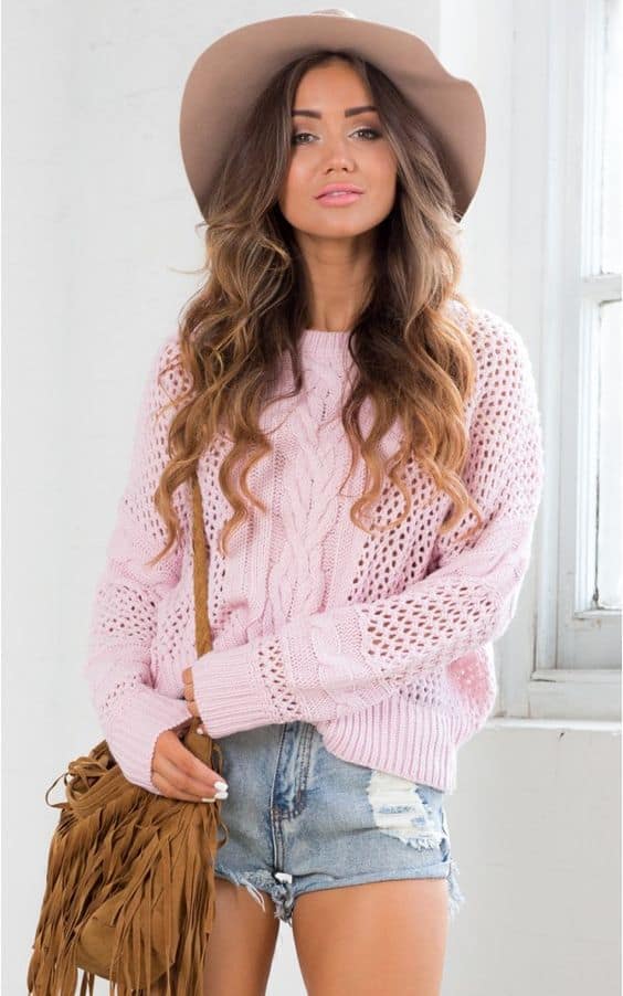 outfit with light pink knitted sweater