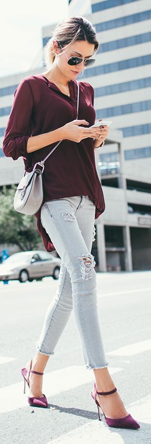 colors that go with burgundy blouse