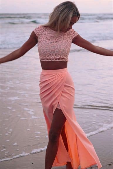 what color goes with coral pink maxi skirt