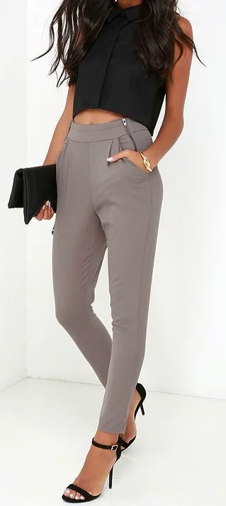 colors that go with taupe skinny pants