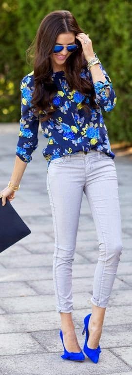 what to wear with floral printed button up shirt