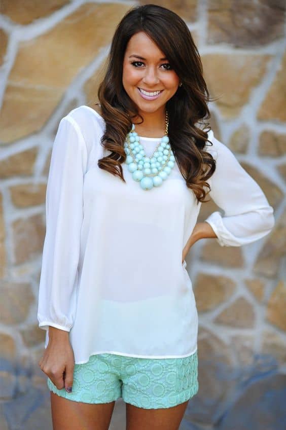 outfit with mint green lace shorts