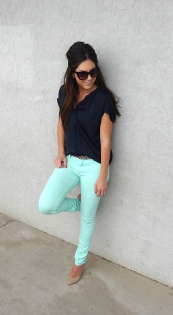 outfit with mint green skinny jeans
