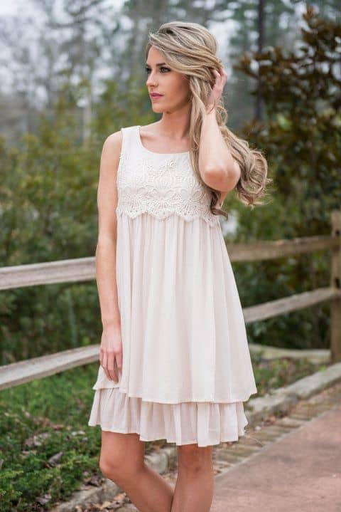 what color go with ivory silk dress