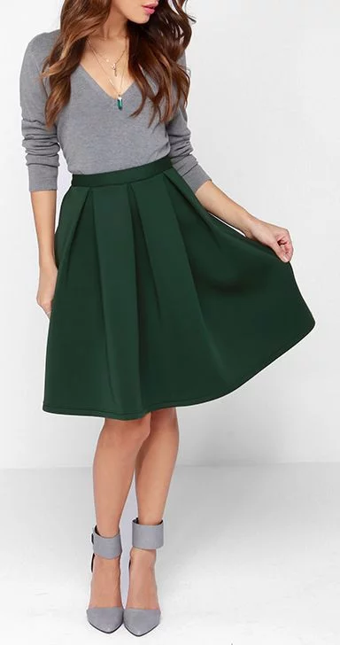 colors that go with dark green midi skirt