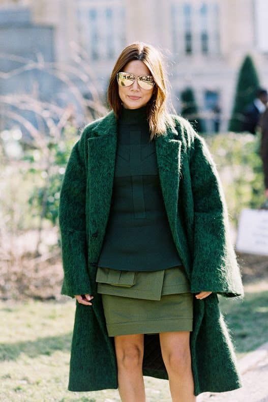 colors that go with dark green coat