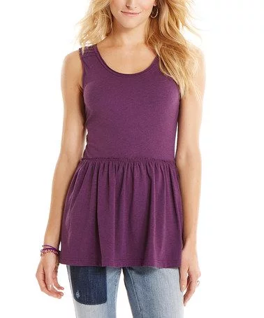 what color goes with plum tunic
