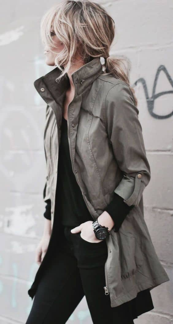 what color goes with khaki green trench coat