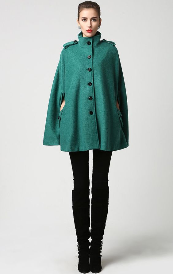 colors that go with teal green cape coat