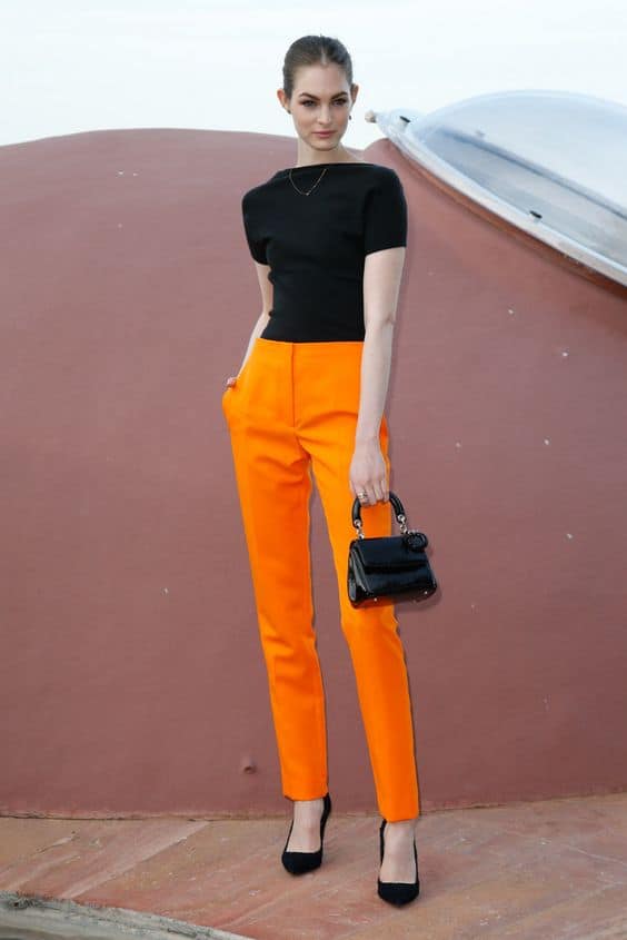 colors that go with orange pants