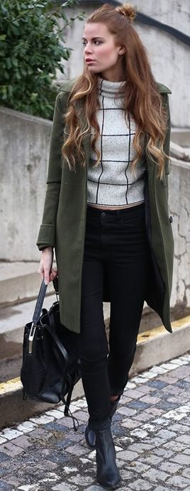 colors that go with khaki green coat