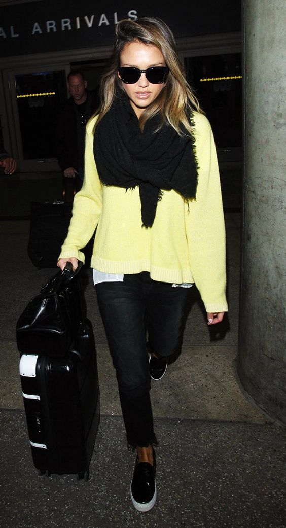 colors that go with pale yellow sweater
