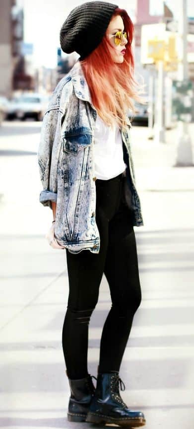 outfit with black skinny pants and boyfriend jean jacket