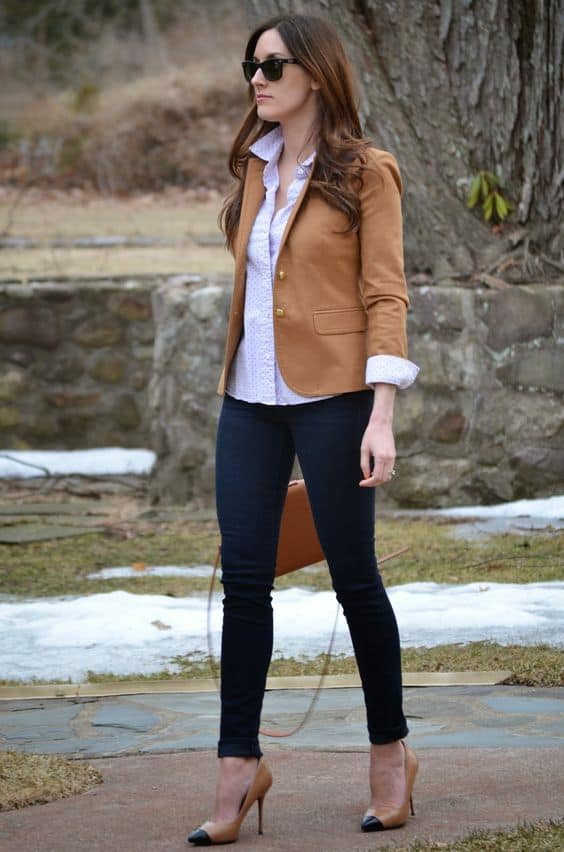 colors that go with camel blazer
