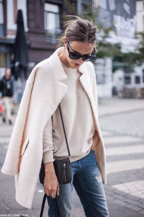 colors that go with cream jumper