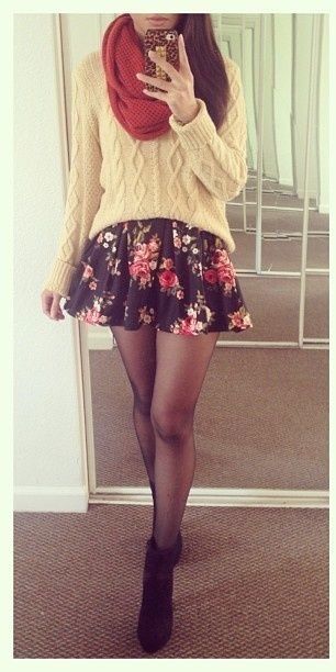what to wear with floral printed skater skirt