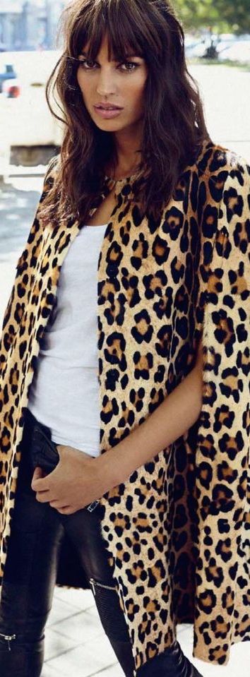 what to wear with leopard printed coat
