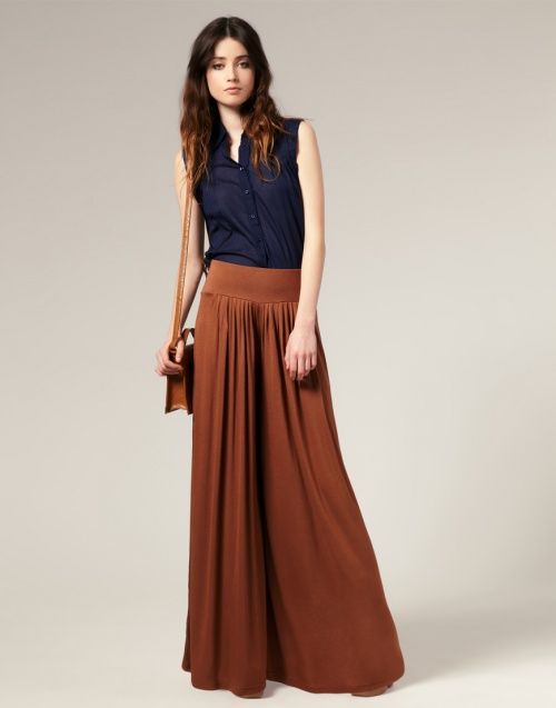 outfit with terracota palazzo pants
