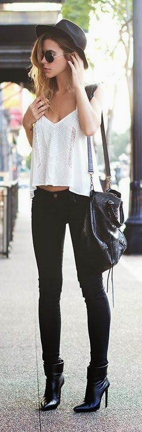 how to wear classic black skinny jeans with white crop top