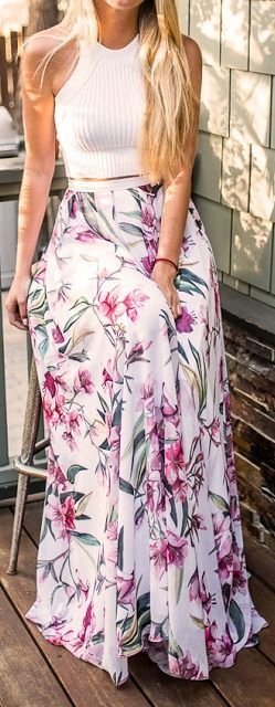 how to wear floral printed long skirt
