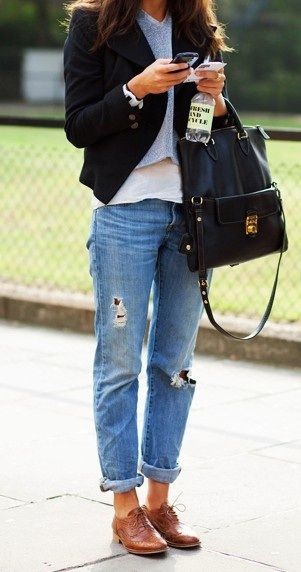 outfit with oxford shoes and distressed jeans