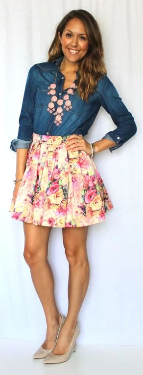 what to wear with denim shirt and floral mini skirt