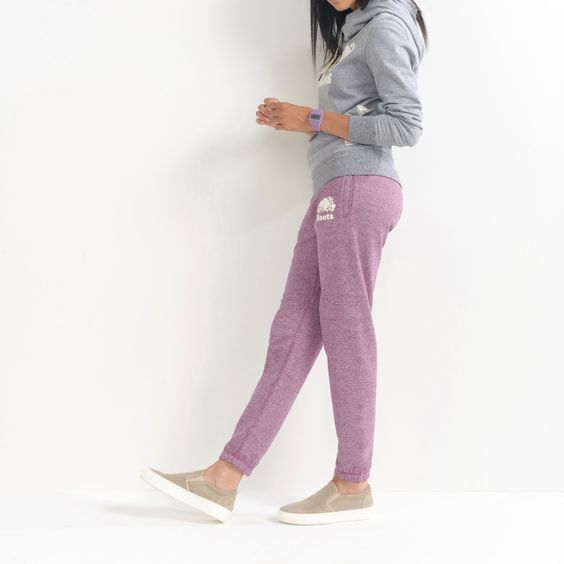 what to wear with pink sweatpants and gray sweatshirt